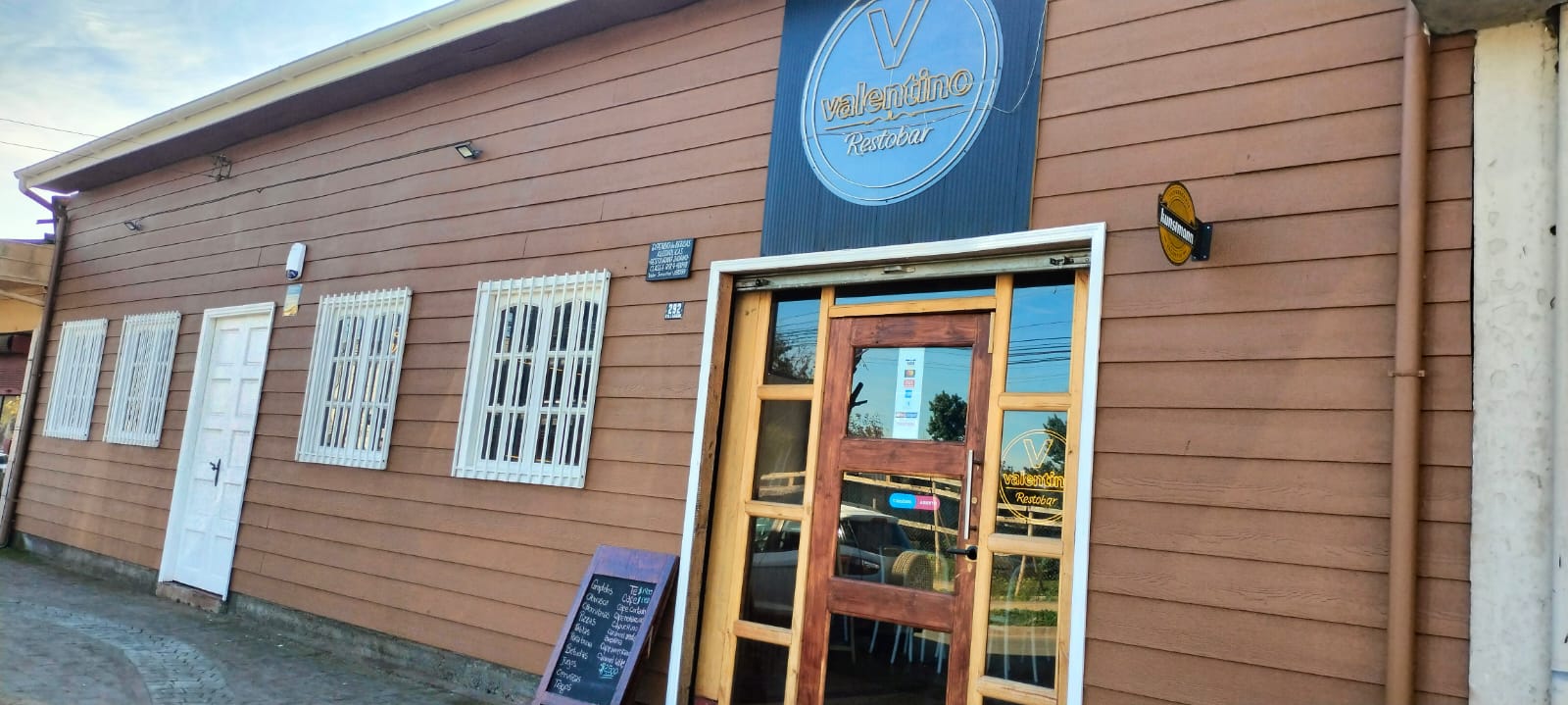 Valentino Restobar