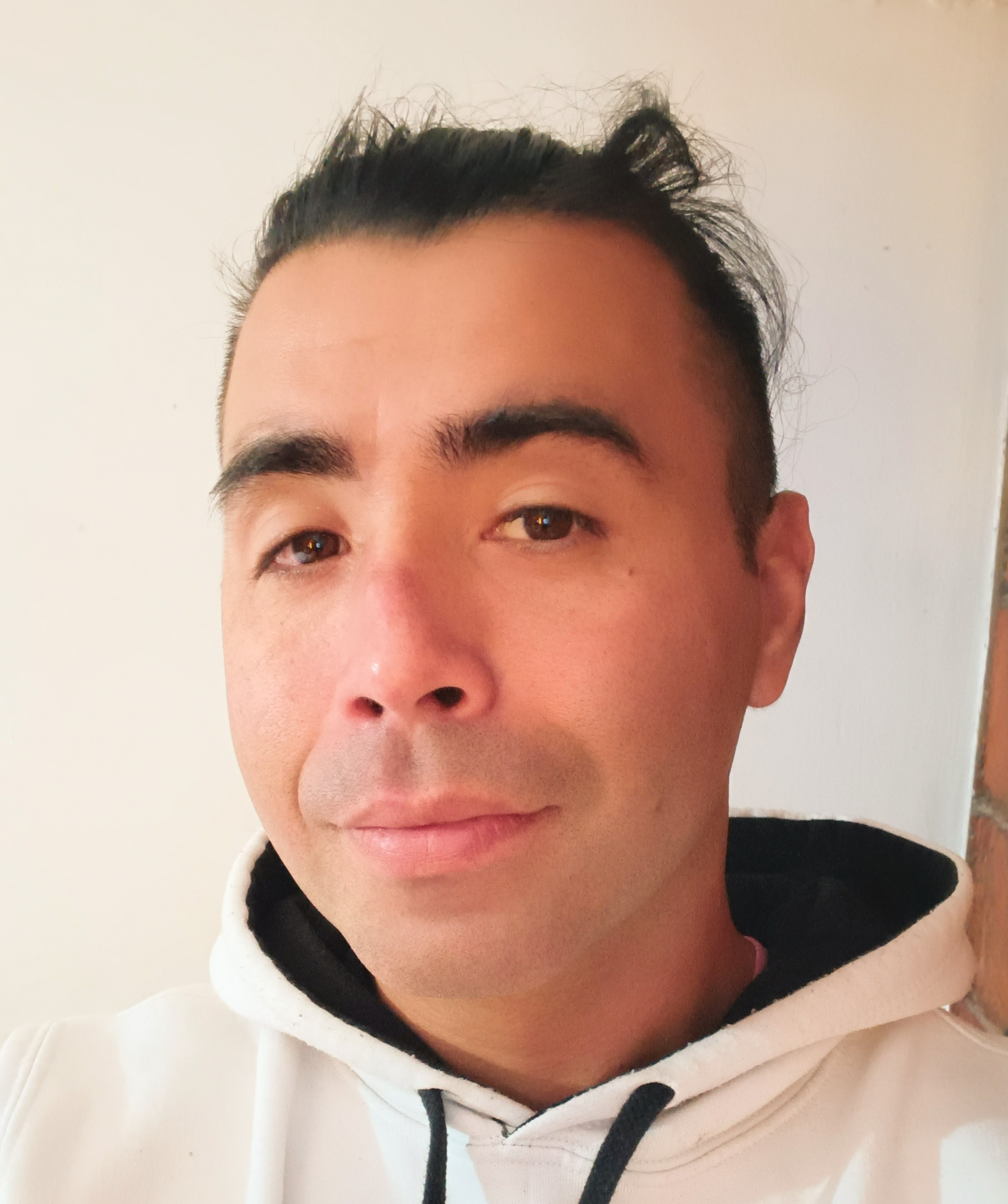 Luis Ampuero