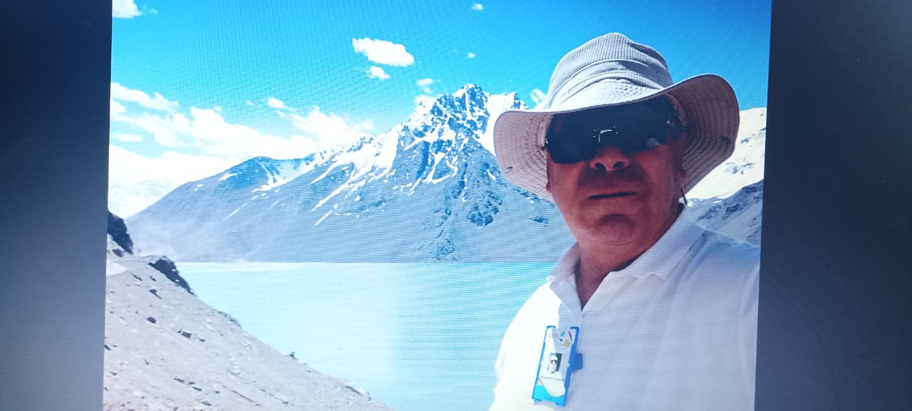 ROBERTO VELASQUEZ BÓRQUEZ