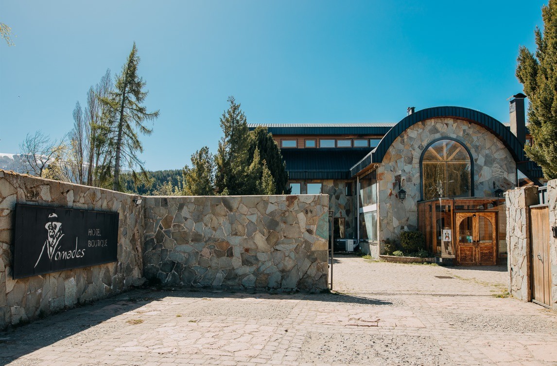 HOTEL NOMADES
